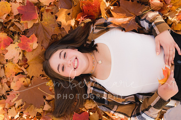 AMP06155Angelina_grad_oct22