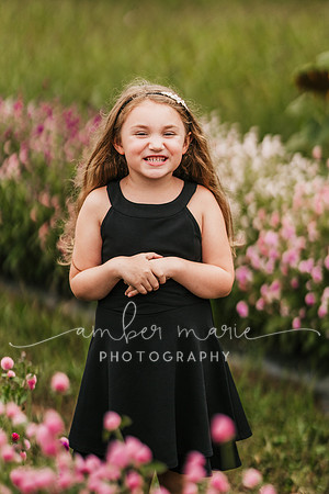 Rebekah_sunflowers-6