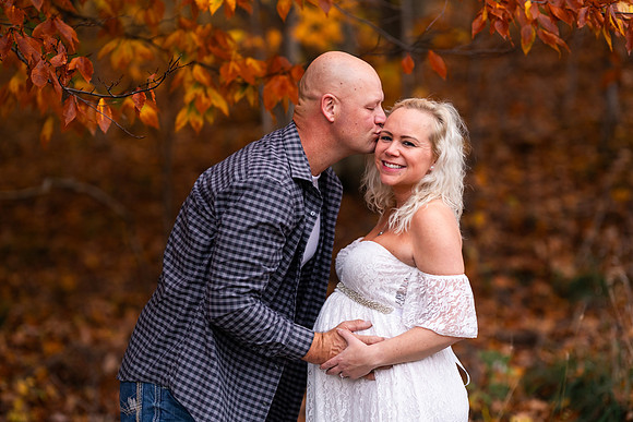 AMP02601_Ashley_maternity