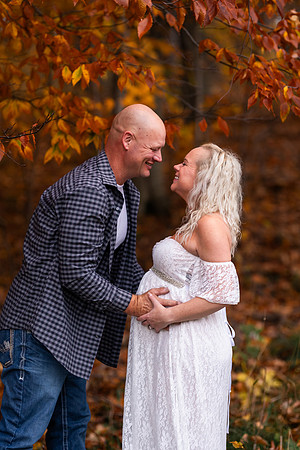 AMP02594_Ashley_maternity