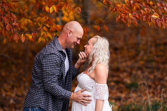 AMP02585_Ashley_maternity