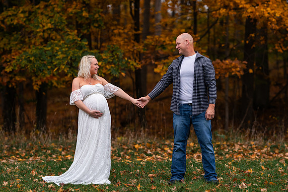AMP02573_Ashley_maternity