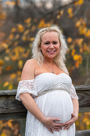 AMP02529_Ashley_maternity