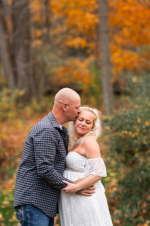 AMP02507_Ashley_maternity