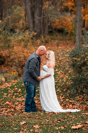 AMP02492_Ashley_maternity