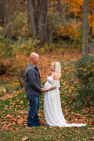 AMP02489_Ashley_maternity