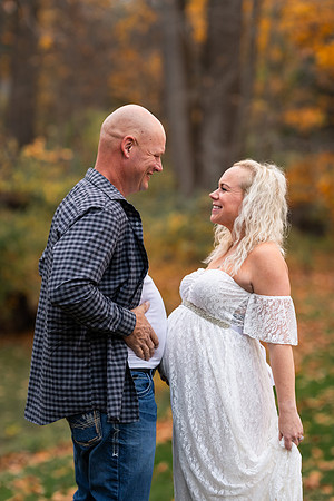AMP02484_Ashley_maternity