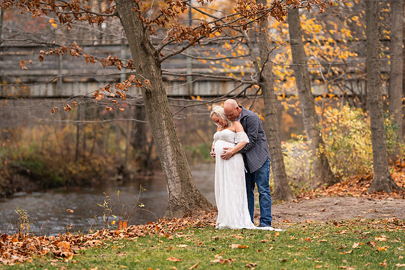 AMP02463_Ashley_maternity