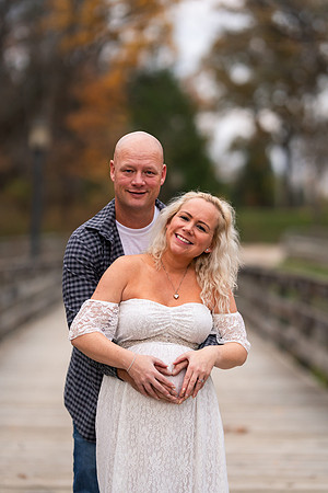 AMP02428_Ashley_maternity