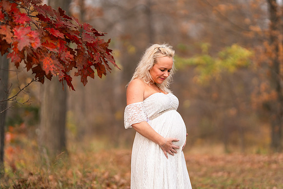 AMP02374_Ashley_maternity