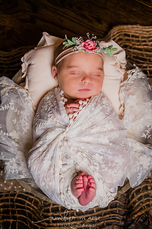 AMP_eleanor_newborn_final--34