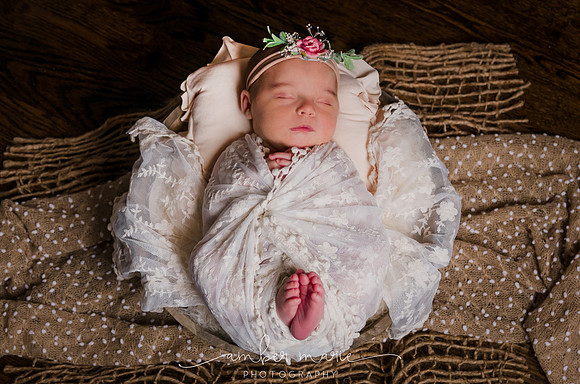 AMP_eleanor_newborn_final--32