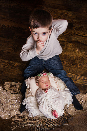 AMP_eleanor_newborn_final--37